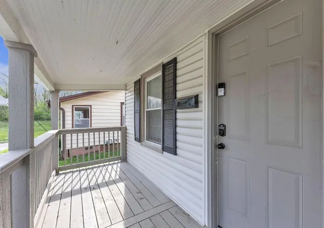 4th image of 3142 Felix St, St Joseph, MO 64501 | MLS# 2623419