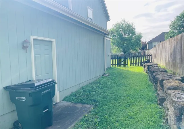 27th image of 3809 Clayton Dr, Leavenworth, KS 66048 | MLS# 2623446