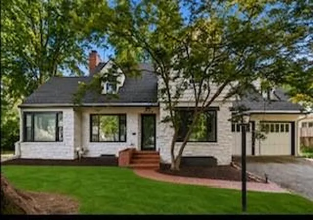 Photo 1 of Single family home for sale at 6728 Cherry St, Kansas City, MO 64131 | MLS# 2623449 | Listing updated on 2026-10-15