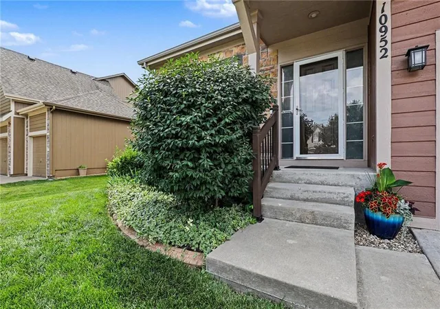 5th image of 10952 S Emerald St, Olathe, KS 66061 | MLS# 2623470