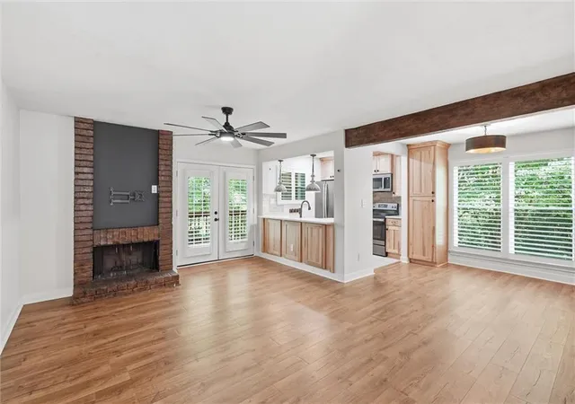 Photo 4 of Sale Pending at 8346 NW Barrybrooke Dr, Kansas City, MO 64151 | MLS# 2623471 | Listing updated on 2026-09-05