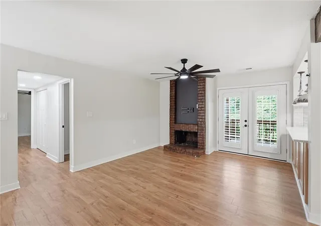 Photo 5 of Sale Pending at 8346 NW Barrybrooke Dr, Kansas City, MO 64151 | MLS# 2623471 | Listing updated on 2026-09-05