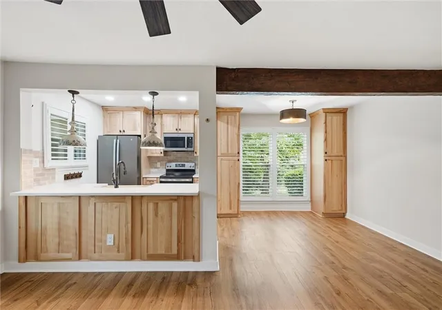 Photo 2 of Sale Pending at 8346 Nw Barrybrooke Dr, Kansas City, MO 64151 | MLS# 2623471 | Listing updated on 2026-09-05