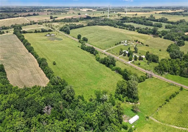 Homes for sale in Stewartsville, MO | 30+/  Acres N Hwy, Stewartsville, MO 64490 | MLS# 2623478