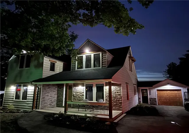 Homes for sale in Osawatomie, KS | 200 E Main St, Osawatomie, KS 66064 | MLS# 2623480