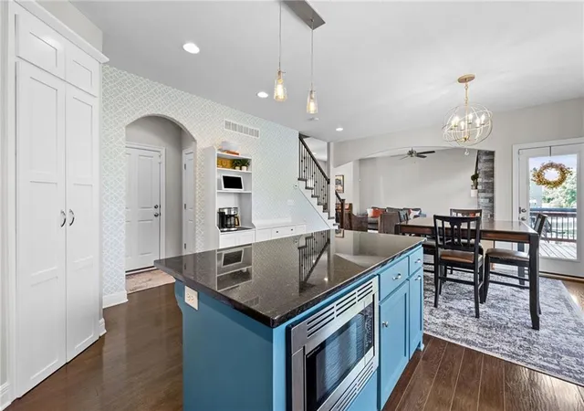 5th image of 12621 Charlotte St, Kansas City, MO 64146 | MLS# 2623493