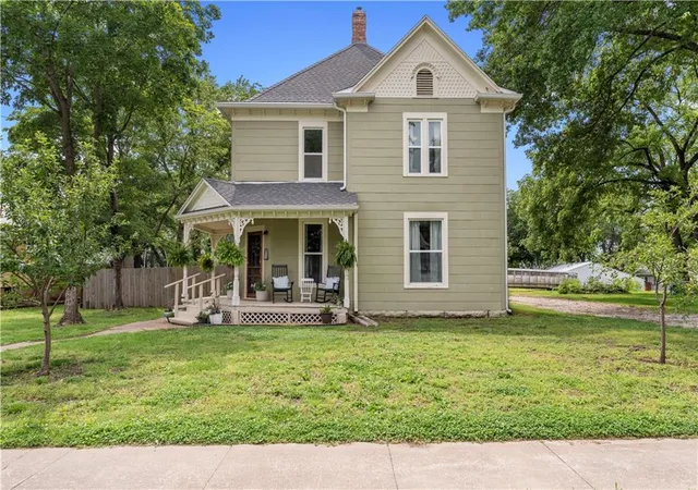 Homes for sale in Butler, MO | 104 N High St, Butler, MO 64730 | MLS# 2623513