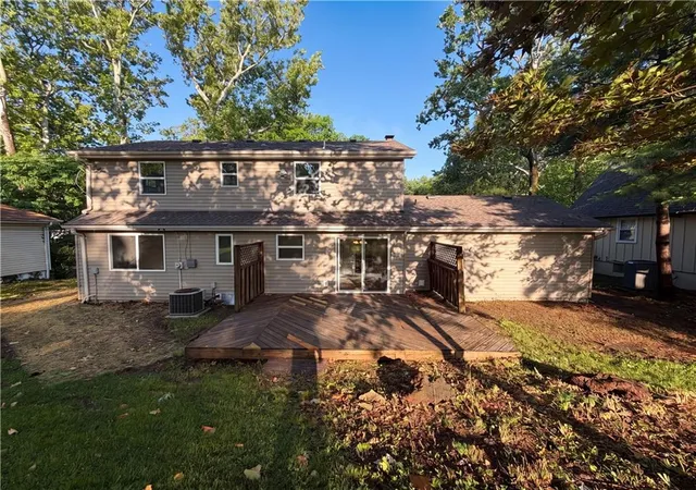 Homes for sale in Kansas City, MO | 5243 N Lydia Ave, Kansas City, MO 64118 | MLS# 2623514