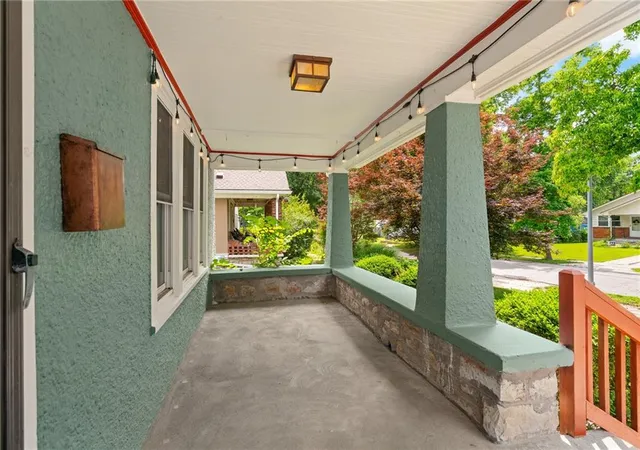 5th image of 5915 Holmes St, Kansas City, MO 64110 | MLS# 2623515