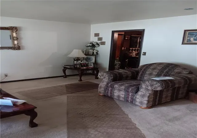 4th image of 9813 Bennington Ave, Kansas City, MO 64134 | MLS# 2623521
