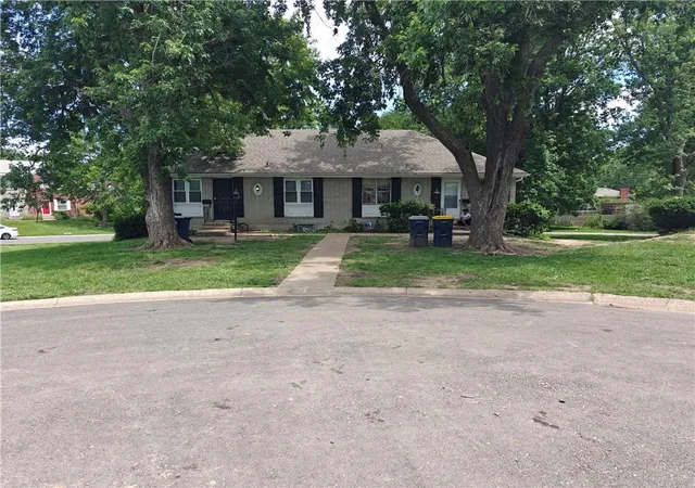 Homes for sale in Kansas City, MO | 7916 7918 E 88th Ter, Kansas City, MO 64138 | MLS# 2623537