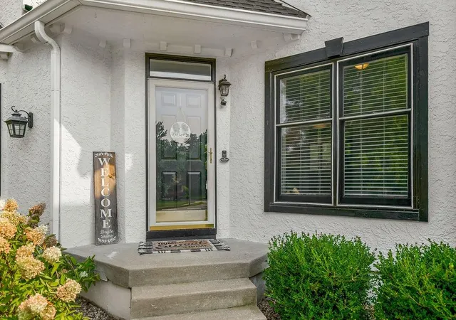 3rd image of 3027 Nw 57Th Ter, Kansas City, MO 64151 | MLS# 2623555