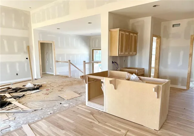 Photo 3 of Single family home for sale at 10148 N Brighton Ave, Kansas City, MO 64156 | MLS# 2623592 | Listing updated on 2026-09-03