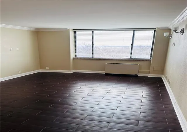Homes for sale in Kansas City, MO | 700 E 8th St #4J, Kansas City, MO 64106 | MLS# 2623607