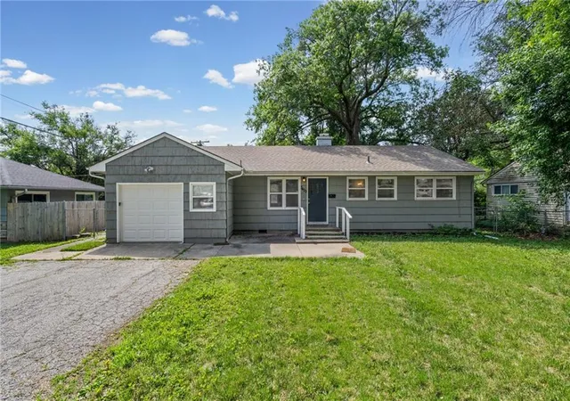 Photo 1 of Sale Pending at 7409 E 109th Street, Kansas City, MO 64134 | MLS# 2623611 | Listing updated on 2026-07-16