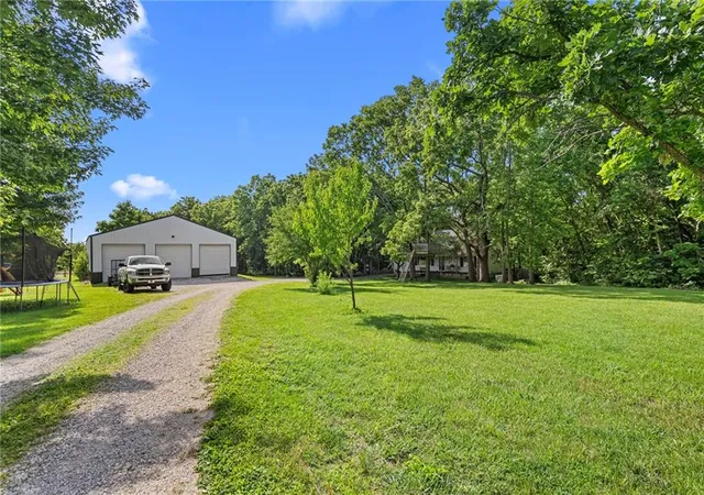 Homes for sale in Louisburg, KS | 27800 Wonka Dr, Louisburg, KS 66053 | MLS# 2623619