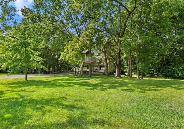 Homes for sale in Louisburg, KS | 27800 Wonka Dr, Louisburg, KS 66053 | MLS# 2623619
