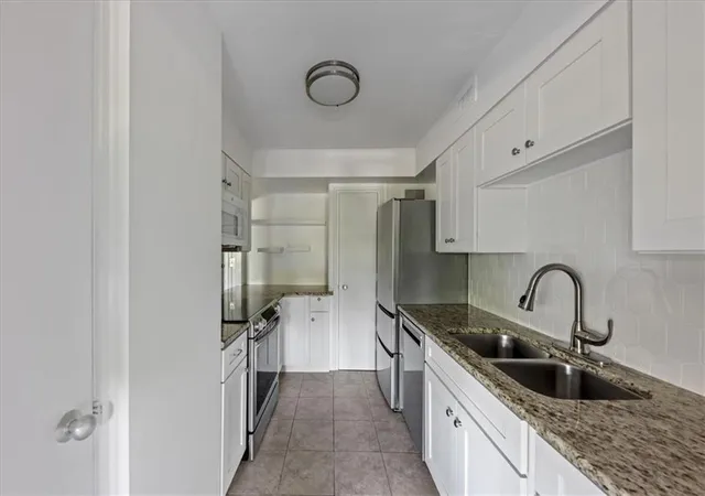 Photo 4 of Condo for sale at 4550 Warwick Blvd #213, Kansas City, MO 64111 | MLS# 2623647 | Listing updated on 2026-10-13