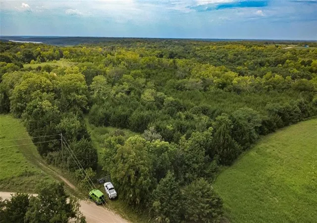 18th image of 0000 Kiowa Rd, Oskaloosa, KS 66066 | MLS# 2623656