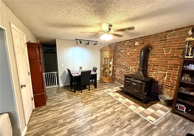 5th image of 3127 Gene Field Rd, Saint Joseph, MO 64506 | MLS# 2623658