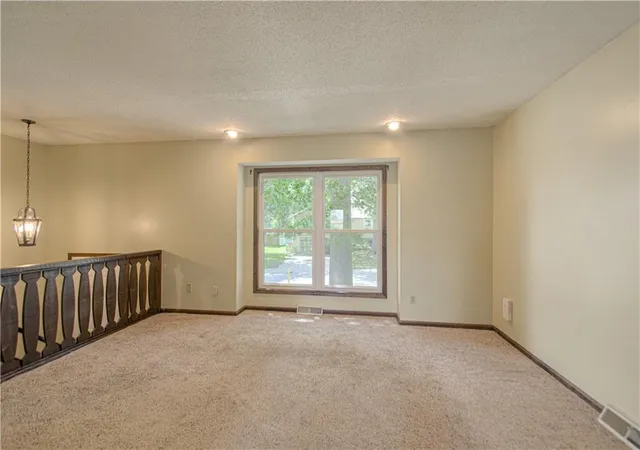 4th image of 16307 Spring Valley Rd, Belton, MO 64012 | MLS# 2623679
