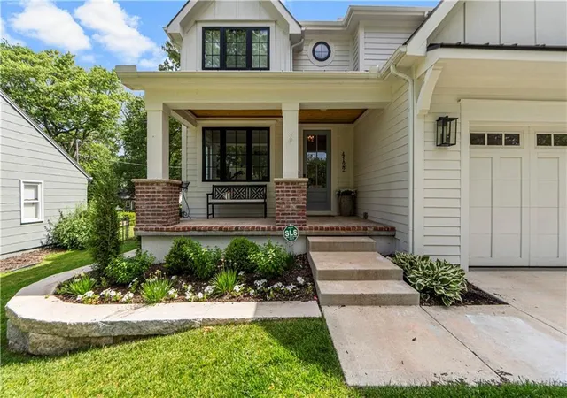 Homes for sale in Prairie Village, KS | 4122 W 73rd Ter, Prairie Village, KS 66208 | MLS# 2623697