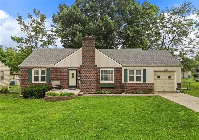 Homes for sale in Excelsior Springs, MO | 111 Northview Dr, Excelsior Springs, MO 64024 | MLS# 2623713