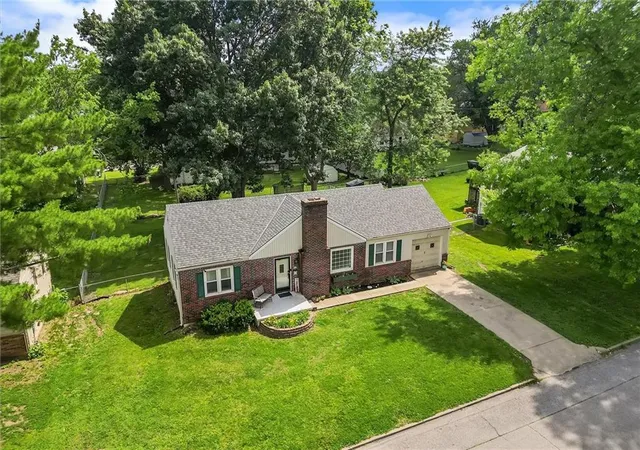 Homes for sale in Excelsior Springs, MO | 111 Northview Dr, Excelsior Springs, MO 64024 | MLS# 2623713