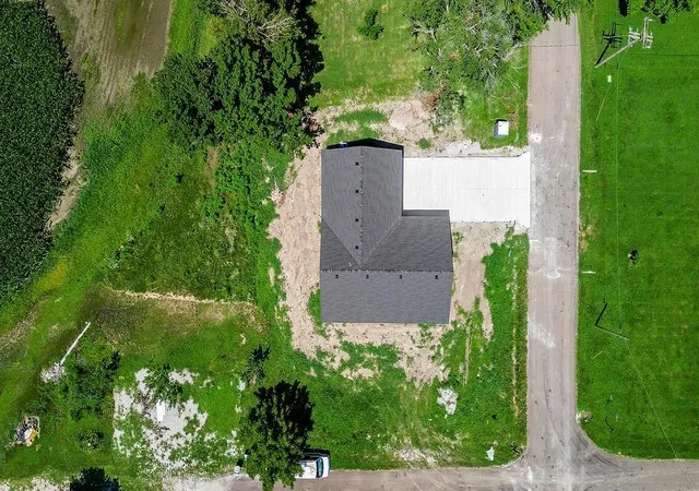 5th image of 301 N Pennsylvania St, East Lynne, MO 64743 | MLS# 2623744