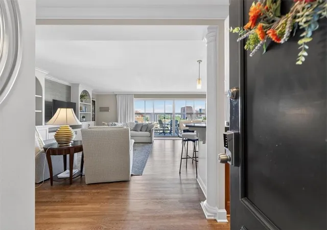2nd image of 121 W 48th St #808, Kansas City, MO 64112 | MLS# 2623751