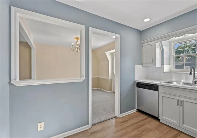 5th image of 5717 Metcalf Ct, Overland Park, KS 66202 | MLS# 2623760