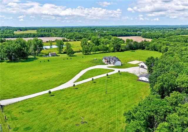 Homes for sale in Odessa, MO | 4023 Hwy 131 Hwy, Odessa, MO 64076 | MLS# 2623766