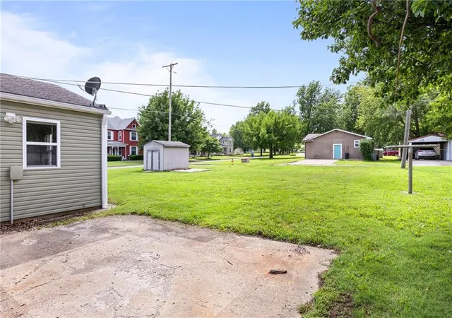 Homes for sale in Fort Scott, KS | 756 S Holbrook St, Fort Scott, KS 66701 | MLS# 2623798