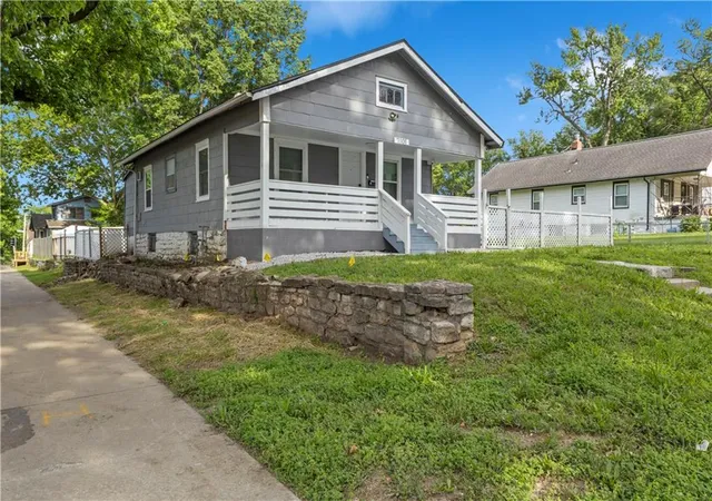 Photo 3 of Sale Pending at 7101 Indiana Ave, Kansas City, MO 64132 | MLS# 2623803 | Listing updated on 2026-10-01