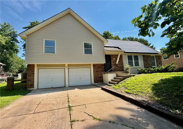 Photo 1 of Single family home for sale at 16721 Hardee St, Belton, MO 64012 | MLS# 2623808 | Listing updated on 2026-09-23