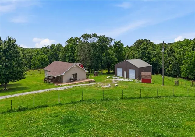 Homes for sale in Anderson, MO | 3349 Mud Springs Rd, Anderson, MO 64831 | MLS# 2623836