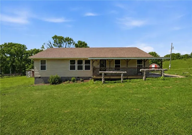 Homes for sale in Anderson, MO | 3349 Mud Springs Rd, Anderson, MO 64831 | MLS# 2623836