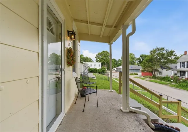 Homes for sale in Leavenworth, KS | 617 Pawnee St, Leavenworth, KS 66048 | MLS# 2623860