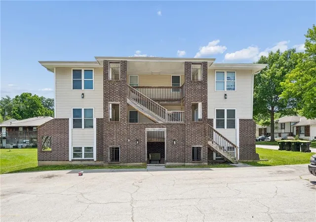Homes for sale in Raytown, MO | 9201 E 54th St, Raytown, MO 64133 | MLS# 2623866