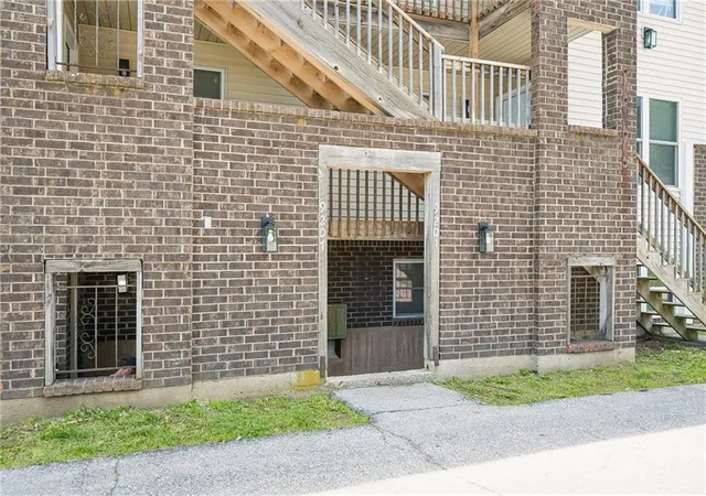 Homes for sale in Raytown, MO | 9201 E 54th St, Raytown, MO 64133 | MLS# 2623866