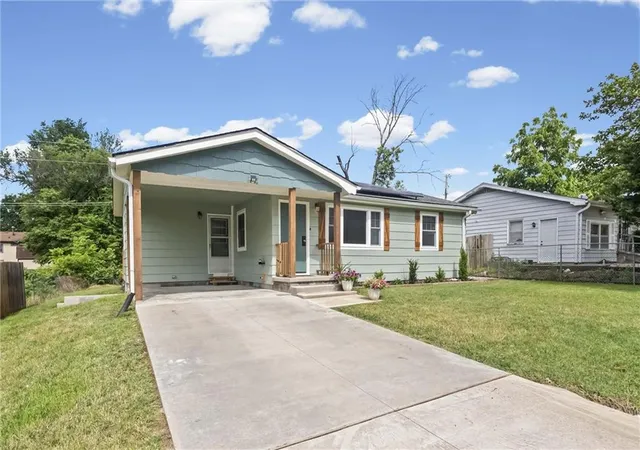 Homes for sale in Columbia, MO | 1911 Fair Ln, Columbia, MO 65202 | MLS# 2623904