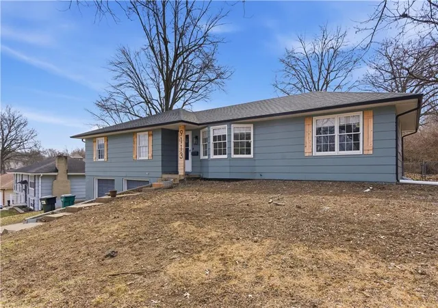 3rd image of 9113 E 83Rd Pl, Raytown, MO 64138 | MLS# 2623953