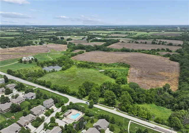 4th image of 19411 S Ridgeview Rd, Spring Hill, KS 66083 | MLS# 2623976