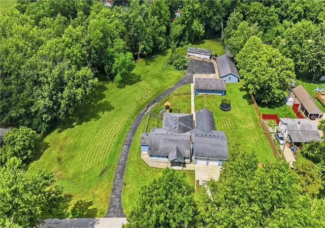 1st image of 1712 S Hands St, Independence, MO 64055 | MLS# 2623982