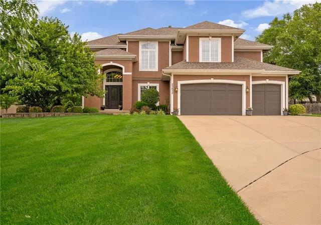 Homes for sale in Shawnee, KS | 23632 W 52nd Ter, Shawnee, KS 66226 | MLS# 2623990