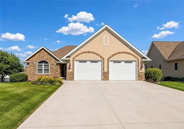 Homes for sale in Maryville, MO | 2811 Tranquility Ct, Maryville, MO 64468 | MLS# 2623994