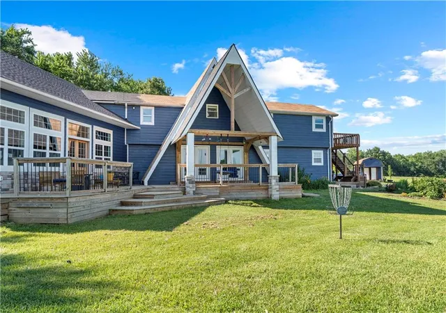Homes for sale in El Dorado Springs, MO | 27309 E 54 Hwy, El Dorado Springs, MO 64744 | MLS# 2623996
