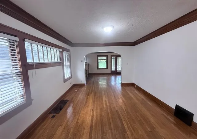 5th image of 842 Barnett Ave, Kansas City, KS 66101 | MLS# 2624028