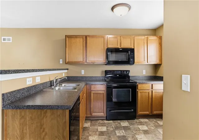 Homes for sale in Kansas City, MO | 5600 80th Ter, Kansas City, MO 64119