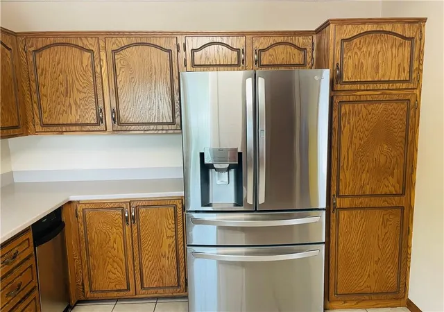 Photo 4 of Single family home for sale at 933 Park Ave, Leavenworth, KS 66048 | MLS# 2624074 | Listing updated on 2026-10-03